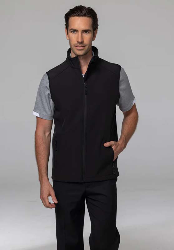 Selwyn Softshell Vest image8